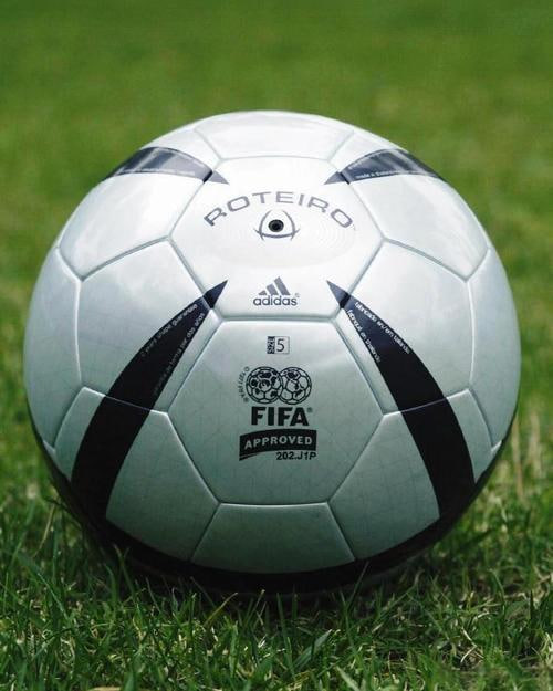 新浪比分网足球即时比分一平台界面展示